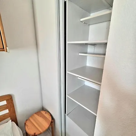 Joli T2 A Deux Pas De L'ile Des Loisirs Et Des Commerces Pour 5 A 6 Personnes 아파트 아그